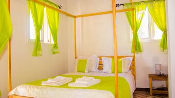 1 sovrum och sängkläder