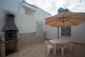 Huis, 2 slaapkamers, roken, balkon | Barbecue/picknickplaats