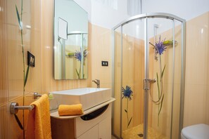 Casa, 2 quartos, para fumantes, sacada | Banheiro