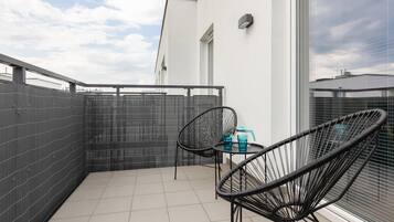 Apartment, 2 Bedrooms, Balcony | Balcony