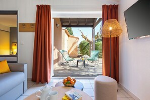 80-cm flat-screen TV with satellite channels