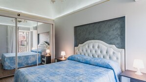 Ảnh chưa phân loại, 5 trong số 16 ảnh, nút