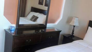 Economy Studio | Iron/ironing board, free WiFi