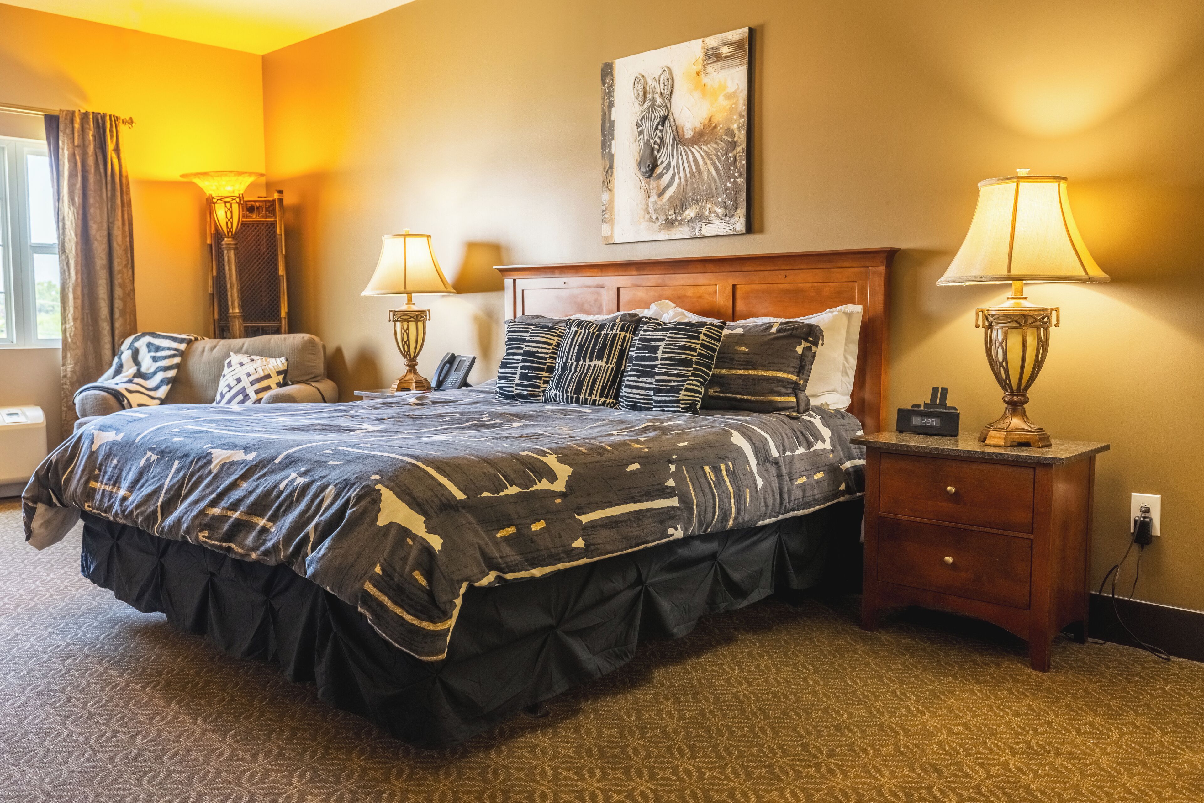 Signature Suite, 1 King Bed with Sofa bed | Individually decorated, individually furnished, desk, laptop workspace