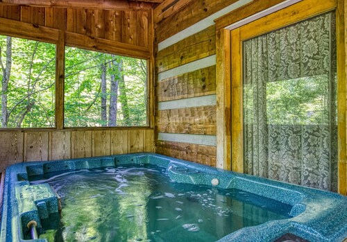 Lover's Hideaway #1616