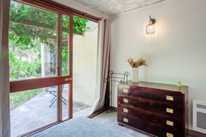 1 bedroom, iron/ironing board - U Prato - Bungalow 100m de la mer (Lumio)