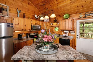 Huis, meerdere bedden (Jackson's Starry Nite Sky #217) | Privékeuken | Een oven, een broodrooster