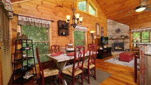 House, Multiple Beds (Jackson's Starry Nite Sky #217) | Dining - Jackson's Starry Nite Sky #217 (Sevierville)