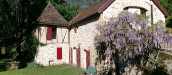 Maison Quercynoise au Calme Avec Piscine