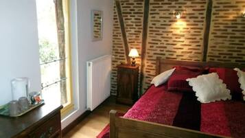 4 slaapkamers, een strijkplank/strijkijzer, wifi, beddengoed