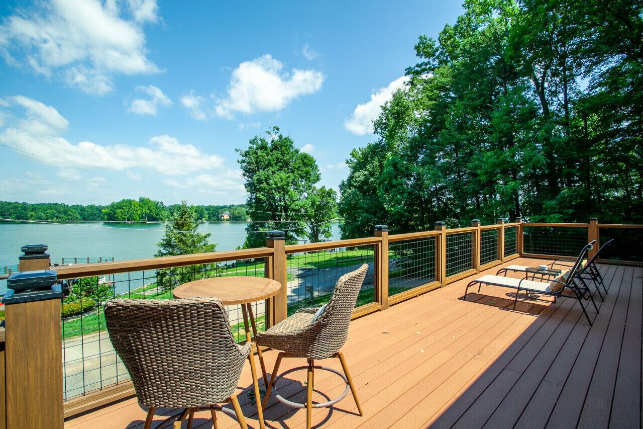 Tyrrells Pass - Lake Access w/ Hot Tub & Arcade!