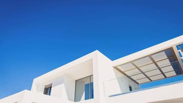 Vila, 4 quartos, sacada | Fachada