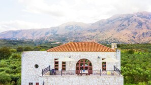 LÀgenhet - 3 sovrum - privat pool - utsikt mot trÀdgÄrden | Exteriör