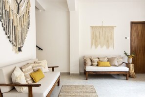 En 37-tommers smart-TV med digitale kanaler