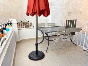 Outdoor dining - Apartamento Artístico en el Centro de Segorbe (Segorbe)