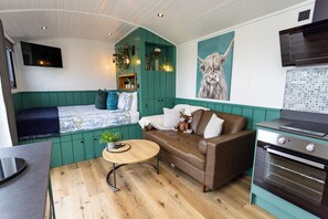 1 bedroom, iron/ironing board, WiFi