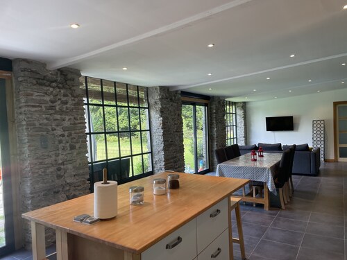 Chateau pool house, 1.5 hectares of garden, perfect for families