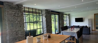 Chateau pool house, 1.5 hectares of garden, perfect for families