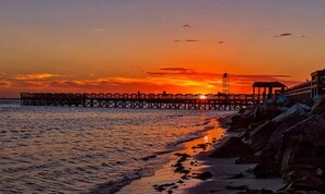 Beach - Blocks from Beach / 1 Block from Historic DT (Cape Charles)