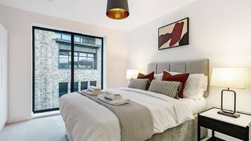 1 Schlafzimmer, Schreibtisch, Bügeleisen/Bügelbrett, kostenloses WLAN