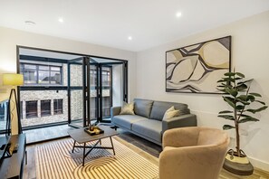 Smart TV - Lacon House 1-bedroom apartment (Cambridge)