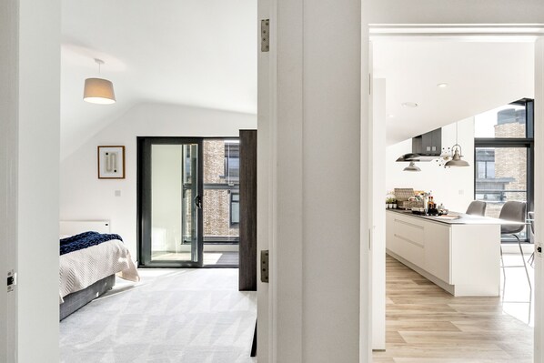 2 soverom, strykejern/-brett, wi-fi (inkludert) og sengetøy