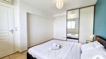 1 makuuhuone, silitysrauta/-lauta, ilmainen Wi-Fi, vuodevaatteet