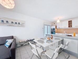 Uklassifisert bilde, 3 av 32, knapp