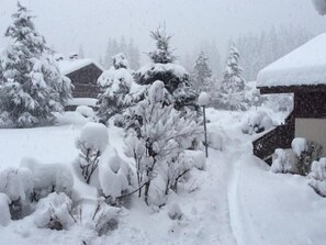 Property grounds - Village des Oursons Chalet A4 by Interhome (Argentière)