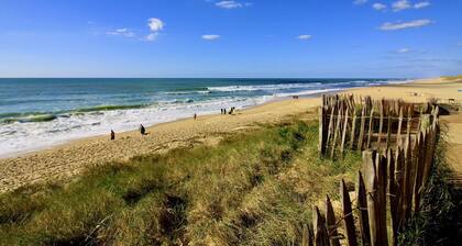 Maison de vacances avec piscine et terrasse vers le Golf