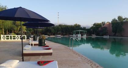 Hotel Riad H n°117 Romantic Cozy Bedroom with a Sofa Bed