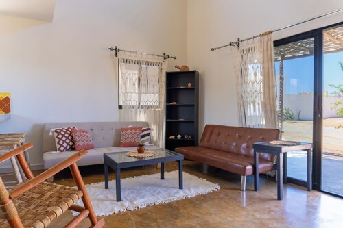Charming Beachside Loft - 5 Min Walk to Cerritos Beach, 20 Min to Todos Santos