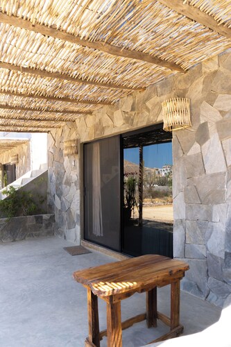 Charming Beachside Loft - 5 Min Walk to Cerritos Beach, 20 Min to Todos Santos