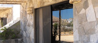 Charming Beachside Loft - 5 Min Walk to Cerritos Beach, 20 Min to Todos Santos