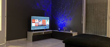 2 habitaciones, tabla de planchar con plancha, wifi y ropa de cama