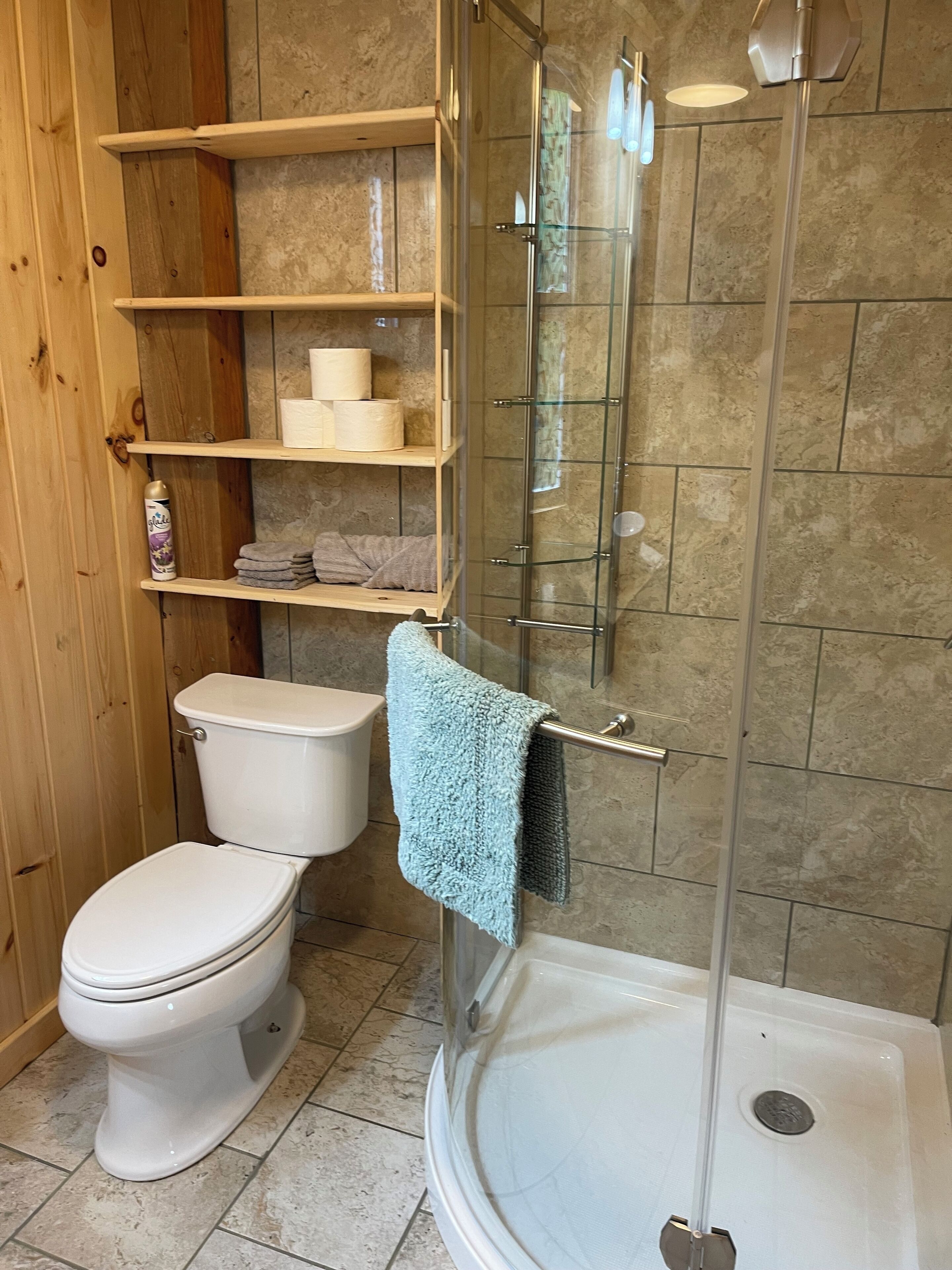 Handtücher, Toilettenpapier