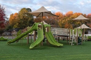 Children's area - Quiet, 4-bed home with a park view. (Clarksville)