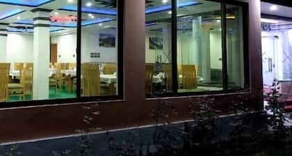 Mulberry Continental Hotel Skardu