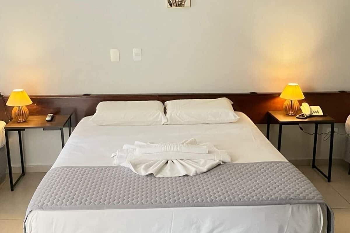 1 bedroom, minibar, desk, free WiFi