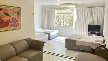 Suite | 1 dormitorio, minibar, escritorio y wifi gratis