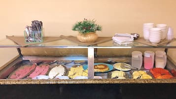 Desayuno buffet incluido todos los días