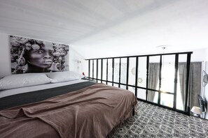 1 bedroom, soundproofing, iron/ironing board, cots/infant beds