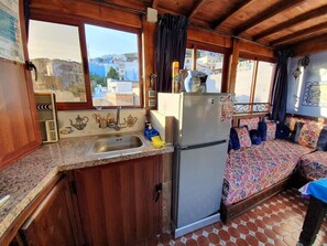 Deluxe Apartment | Private kitchen