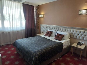 Standard Double or Twin Room | Premium bedding, desk, iron/ironing board, free WiFi - Şenkol Hotel (Ipsala)