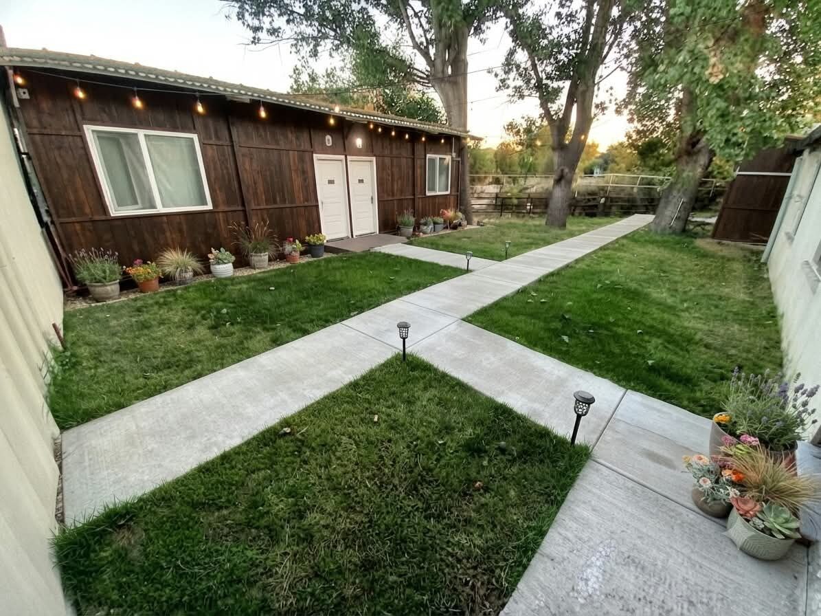 Standard Single Room | Courtyard view