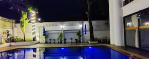 Outdoor pool - Villa Samnang Boutique Hotel (Phnom Penh)