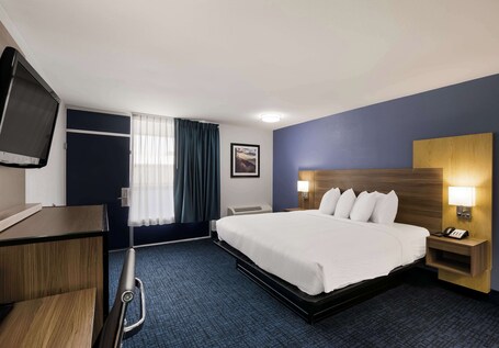 Surestay Plus By Best Western Pigeon Forge - Image 25