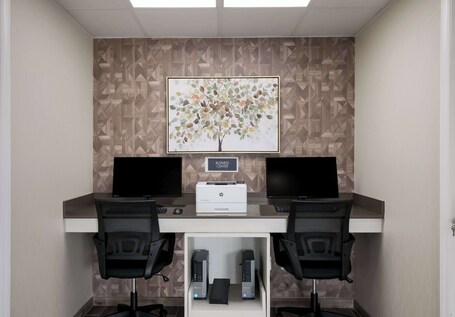 Surestay Plus By Best Western Pigeon Forge - Image 22