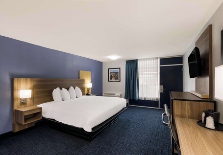 Surestay Plus By Best Western Pigeon Forge - Image 33