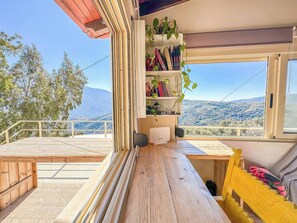 Apartment, 2 Schlafzimmer, Balkon, Bergblick | Unterkunftsgelände